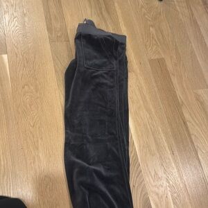 Barely worn sweat  suit by juicy